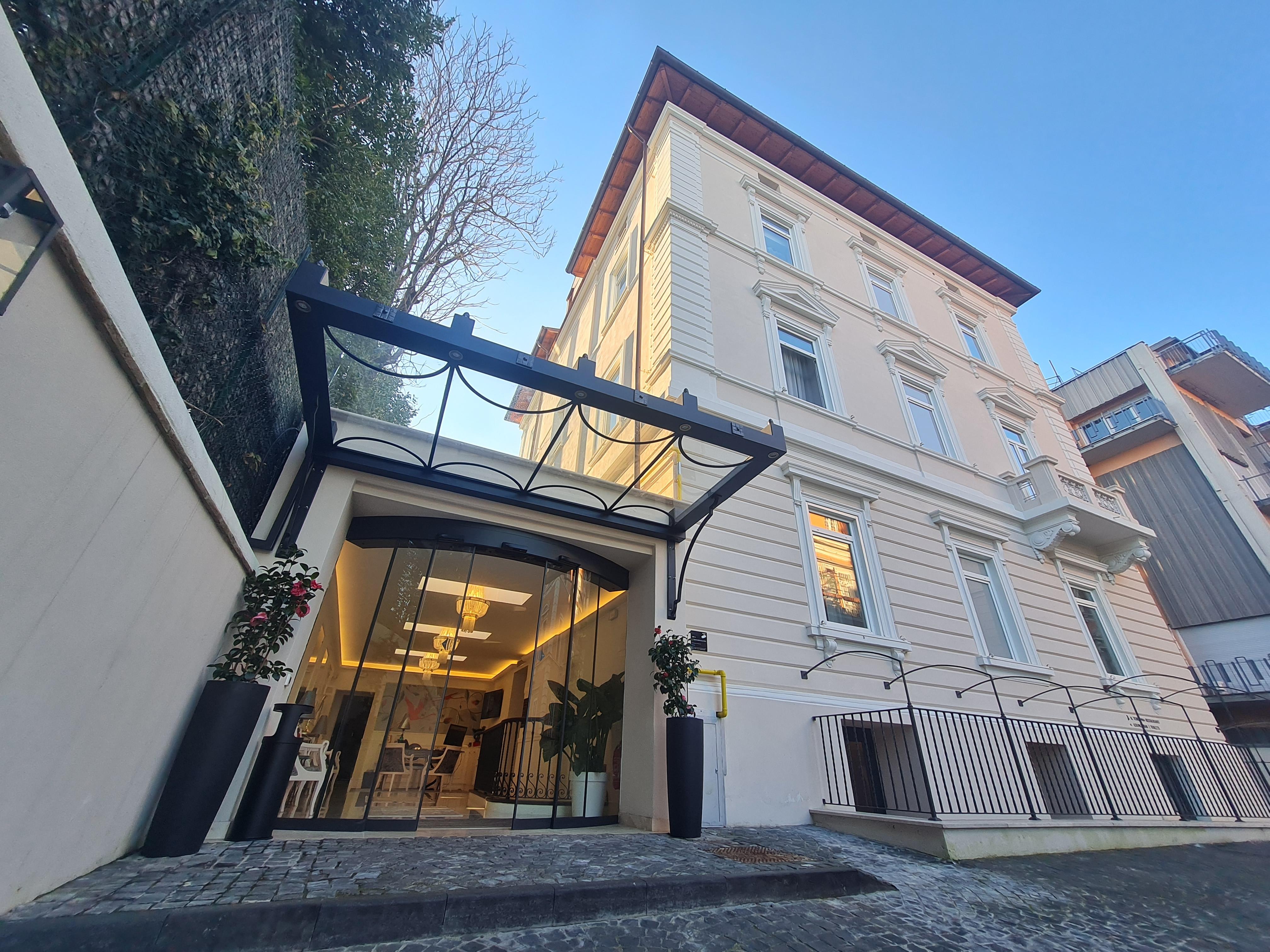 Hotel La Ville Rome Exterior photo